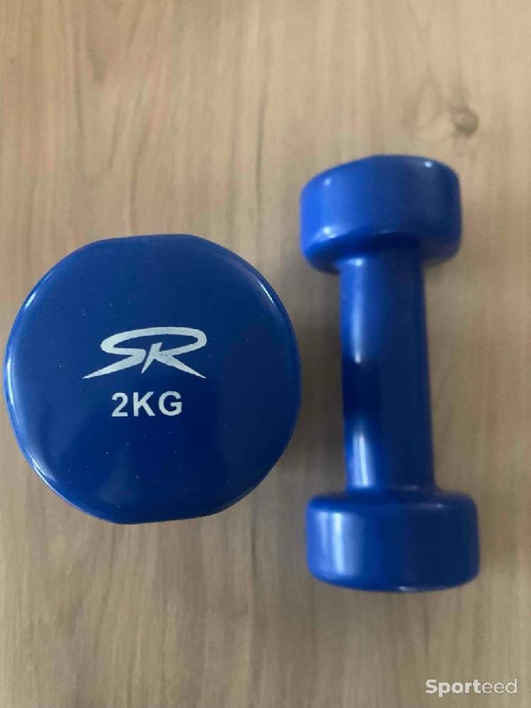 Musculation - Vends paires d'haltères 2kg - photo 1
