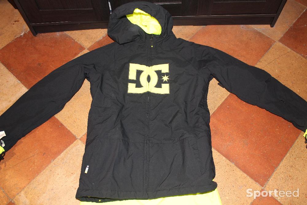 Snowboard - Combinaison pantalon veste gants DC shoes - photo 3