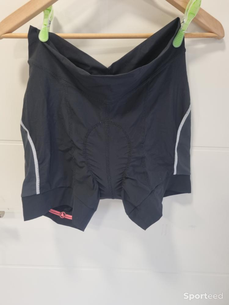 Vélo tout terrain - VTT - Short cuissard femme Endura taille L - photo 1