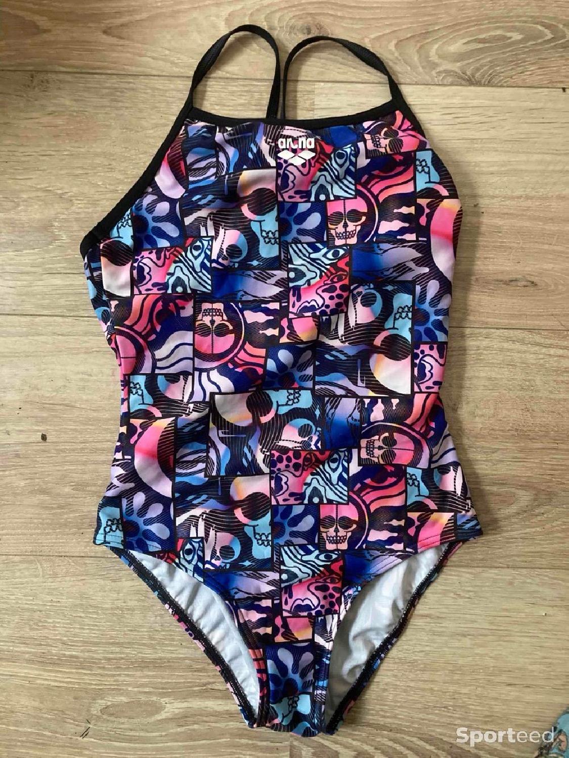 Maillot de bain online arena fille 10 ans