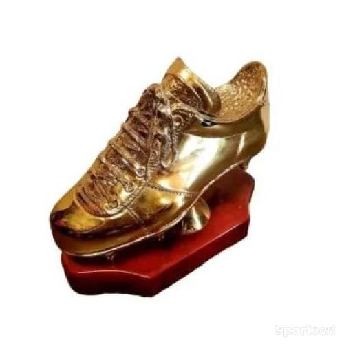 Trophée chaussure de football de 18cm