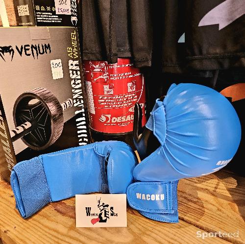 Mitaines de Karaté - Wacoku - Bleu approuvées WKF