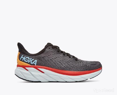 Hoka Clifton 8
