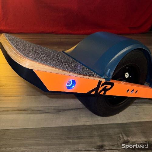 Skateboard / Longboard - Onewheel + XR lot de skate planche électrique - utilisé pour 55 miles - photo 6