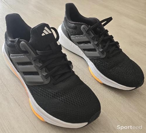 Course à pied route - Chaussures de running Adidas 44 - photo 6