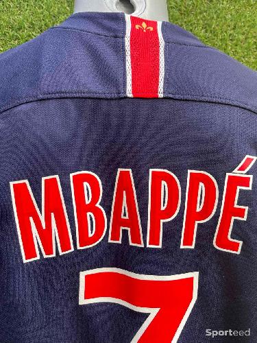 Football - Maillot Mbappé PSG  - photo 6