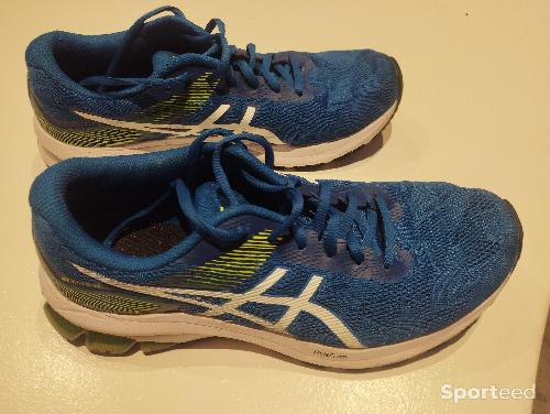 Chaussure course à pied 