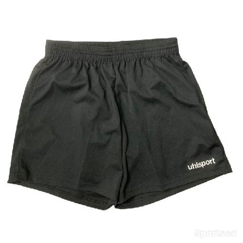 Short de Foot Uhlsport