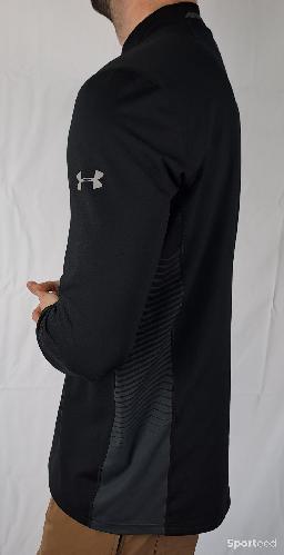 Sportswear - T-shirt manches longues Under Armour  - photo 6