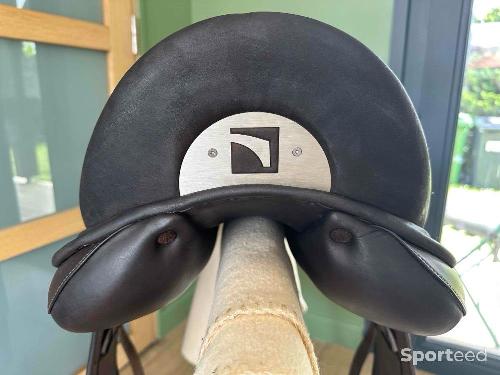 Equitation - Selle de dressage CHILDERIC DPL 17,5 brune 2022 - photo 6