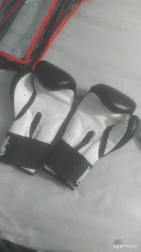 Boxes - Gants de boxes taille M - photo 4