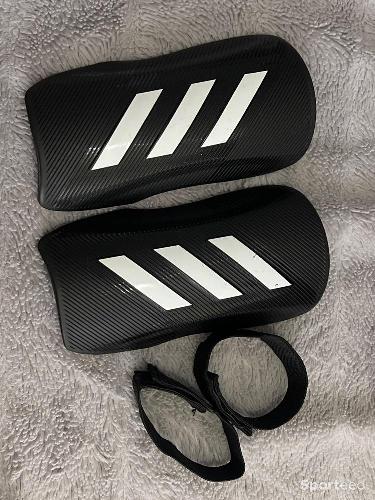 Protèges tibia football