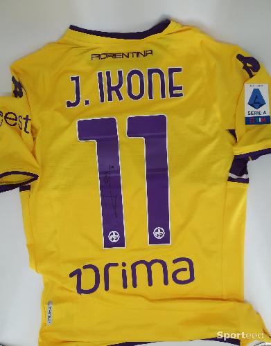 Football - Maillot AC Fiorentina signé par Jonathan Ikoné - photo 6