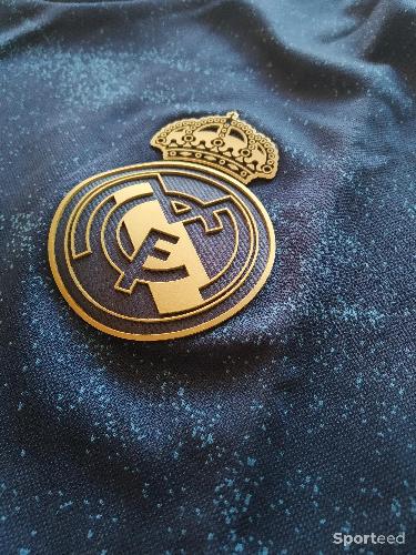 Football - Maillot Real Madrid signé par Aurélien Tchouaméni avec certificat - photo 5
