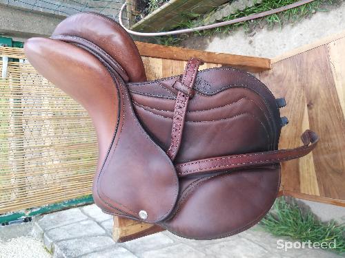 Selle CWD taille 15.5