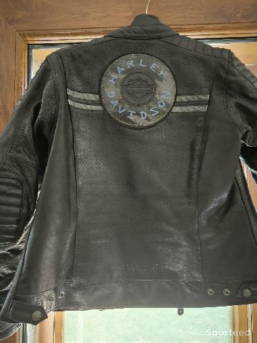 Moto route - Blouson moto  cuir Harley Davidson vintage femme - photo 4