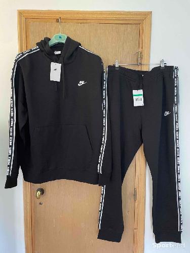Sportswear - Ensemble survêtement noir Nike club fleece Men’s XL neuf - photo 6