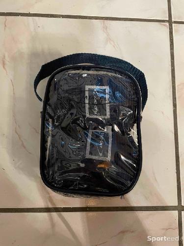 Bande de travail bleu marine 