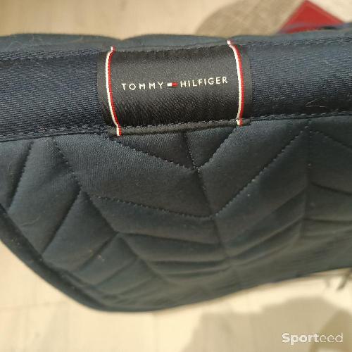 Equitation - Tapis Tommy Hilfiger neuf dressage - photo 5