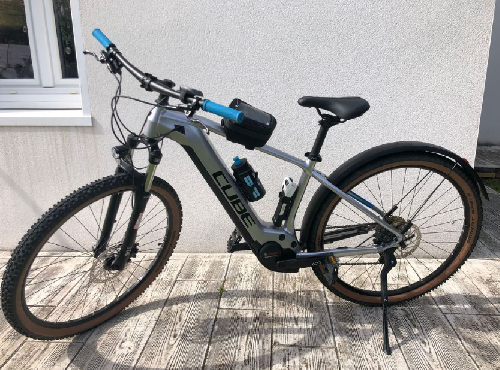 Vélo tout terrain - VTT - VTT Électrique CUBE, 407 kms, 2 ans - Gris/Bleu métallisé - photo 6