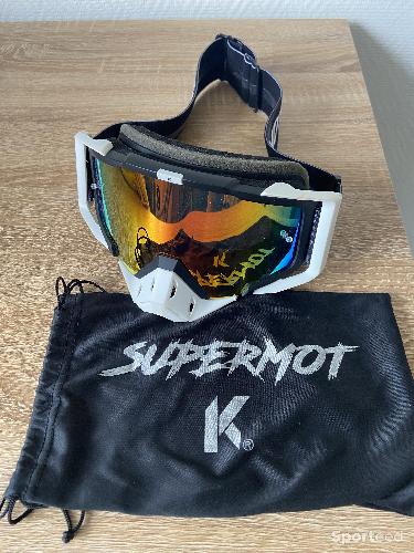Moto route - Casque cross Airoh WRAAP - PIN UP + Masque Iridium - NEUF (Jamais porté) - photo 6