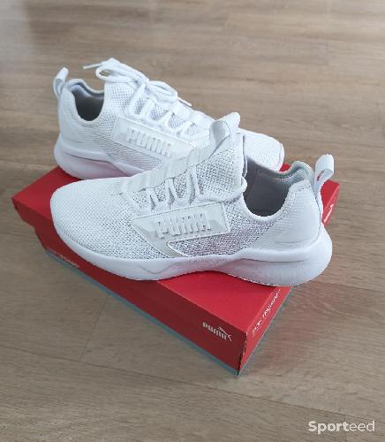 Sportswear - Baskets chaussures Puma training blanche neuve  - photo 6