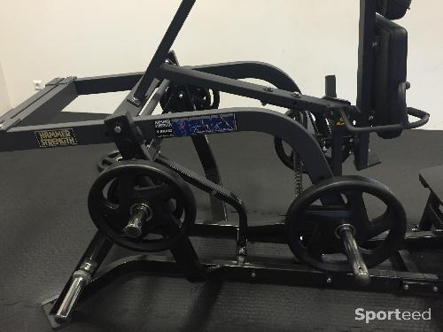 Musculation - V-squat hammer strength machine  - photo 6