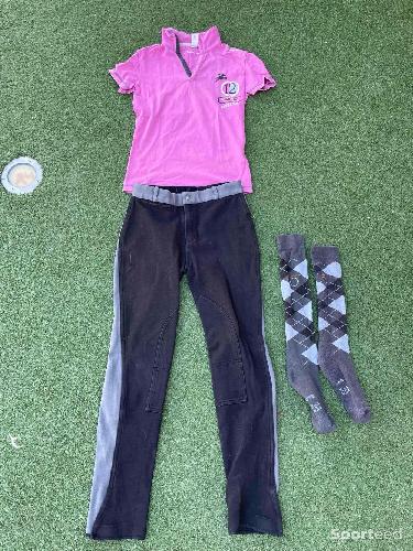 1 polo Fouganza, 1 pantalon Fouganza +1 paire de chaussettes offert.