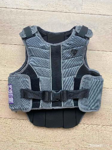 Equitation - Gilet de protection dorsale Equitation Equithème taille XL enfant. - photo 6