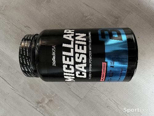 Nutrition sportive - Micellar Casein BiotechUSA fraise - photo 3