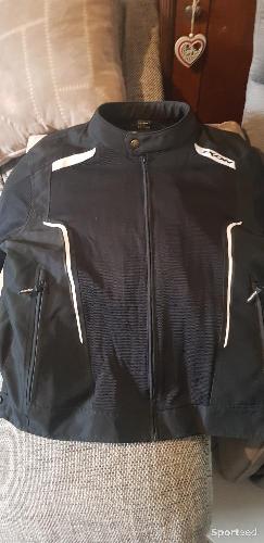 Moto route - Blouson moto Bering noir et blanc - photo 5