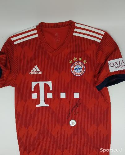 Football - FC Bayern Munich - Maillot signé par Lucas Hernandez - photo 6