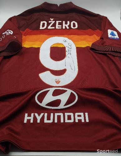 Football - AS Roma - Maillot signé par Edin Dzeko - photo 6