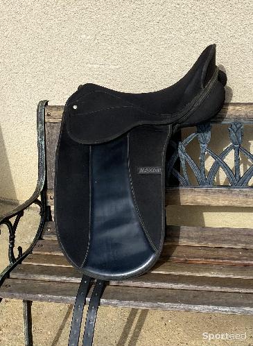 Selle de dressage