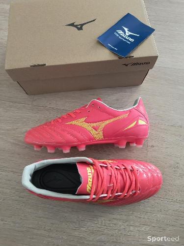 Football - Chaussures de football mizuno morelia néo IV pro neuves taille 41 - photo 6