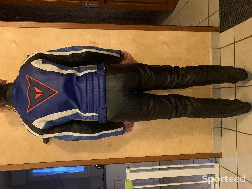 Moto route - Blouson + pantalon moto en cuir  Dainese  - photo 6