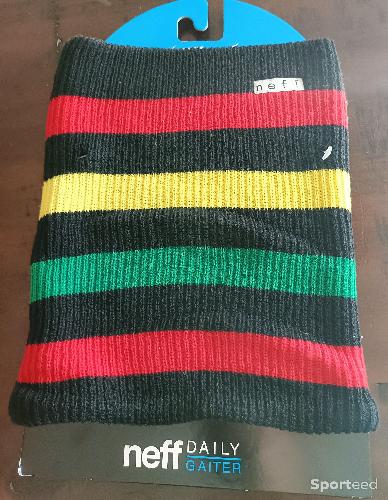 Neff Daily Strip Gaiter, couleur Rasta, neuf avec étiquette
