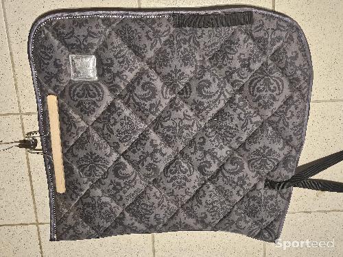 Tapis de selle Equest Edition Limitée 