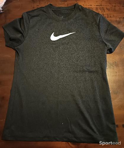 Nike Dry Fit T-shirt Jr, couleur noir, taille M,