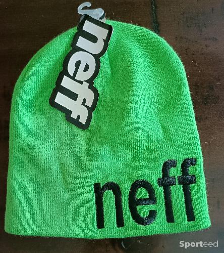 Neff Form Beanie, couleur slime, neuf avec étiquette