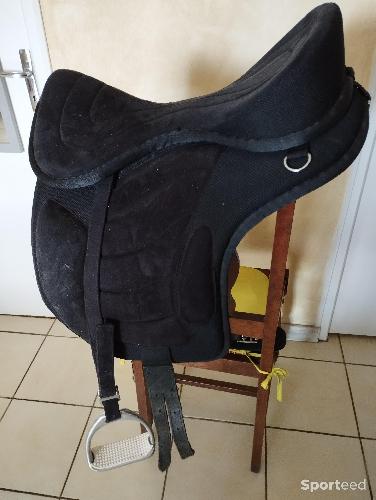 Equitation - Selle sans arçon neuve - photo 6