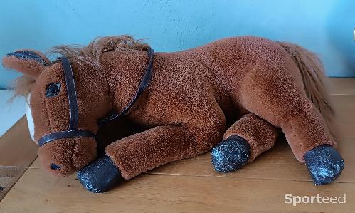 Equitation - Cheval en peluche, assez grand - photo 6