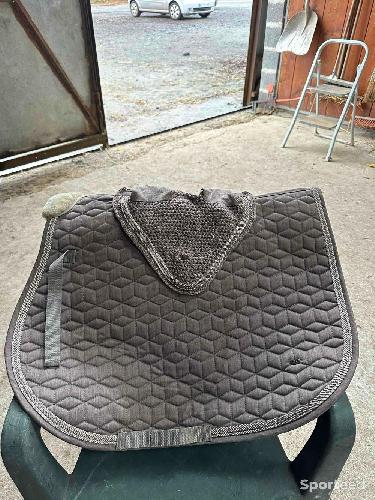 Equitation - Ensemble tapis + bonnet  - photo 5