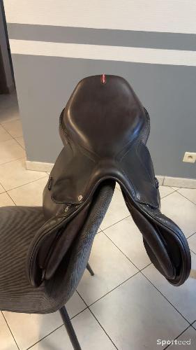 Equitation - Selle d obstacle Equipe Ek26 carbone 17 P - photo 6