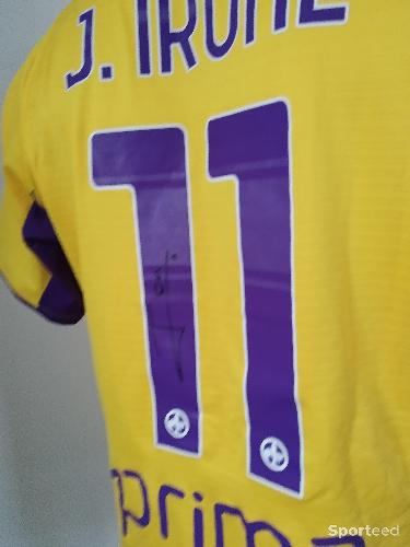 Football - Maillot AC Fiorentina signé par Jonathan Ikoné - photo 6