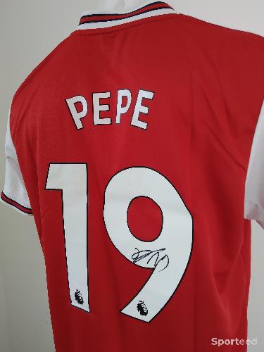 Football - Maillot Arsenal FC signé par Nicolas Pépé  - photo 6