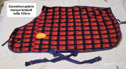 Equitation - Couverture polaire taille 105cm marque lamicell rayée bleu et rouge - photo 6