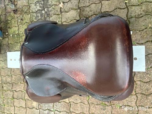 Equitation - SELLE TdT semi creuse 17,5 pouces - photo 6