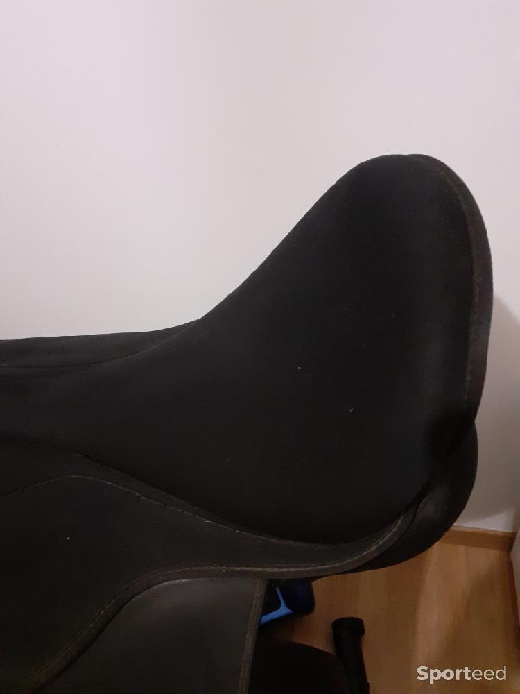 Equitation - Selle mixte taille 17.5 bon état  - photo 5