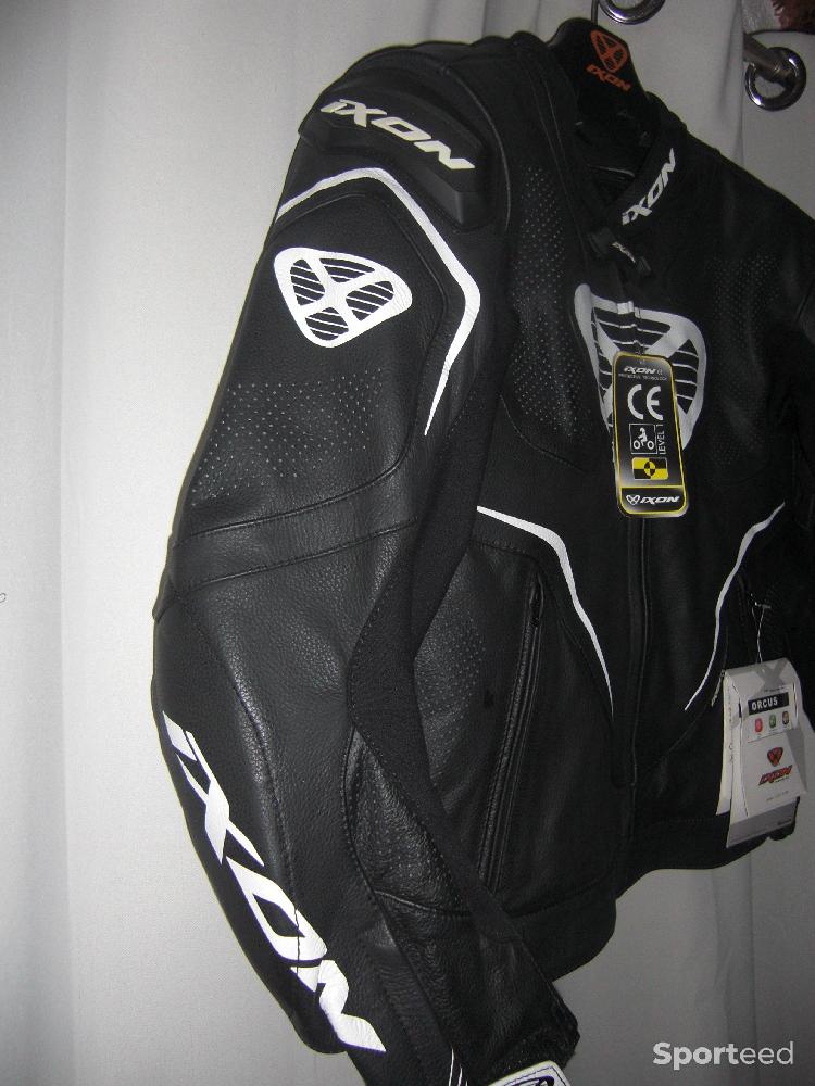 Moto route - Blouson IXON ORCUS Cuir Noir/Blanc M NEUF - photo 3